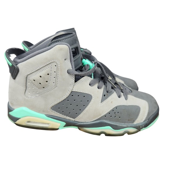 Nike Air Jordan Retro Green Glow Basketball Shoes 7Y Womens